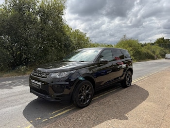 Used Land Rover Discovery Sport 2018 for sale - 79523166: Photo