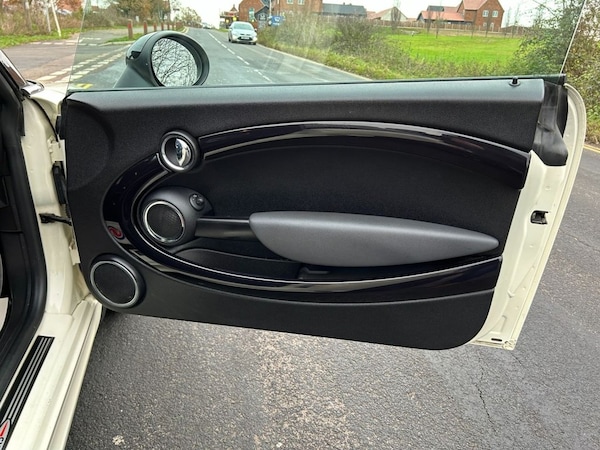 Used MINI Hatch 2010 for sale - 73748131: Photo 14