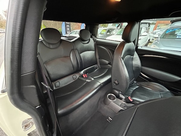 Used MINI Hatch 2010 for sale - 73748131: Photo 15