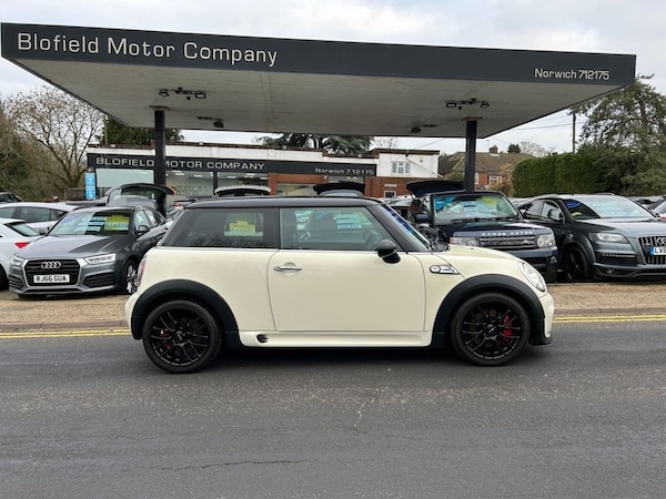 Used MINI Hatch 2010 for sale - 73748131: Photo 4