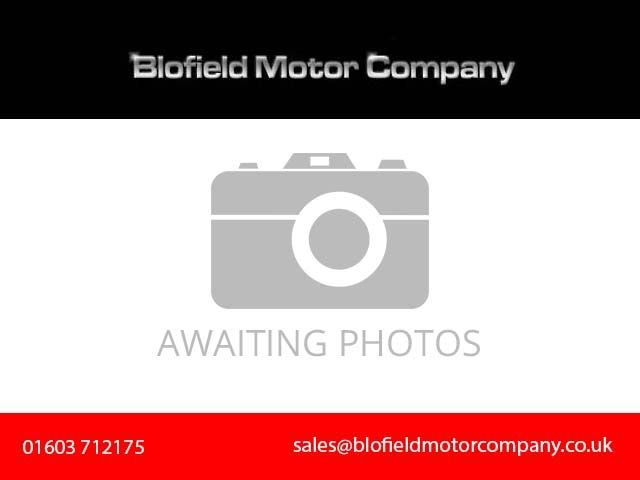 Used Mercedes-Benz E Class 2015 for sale - 77038188: Photo 2