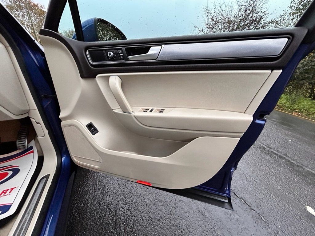 Used Volkswagen Touareg 2015 for sale - 76417598: Photo 15