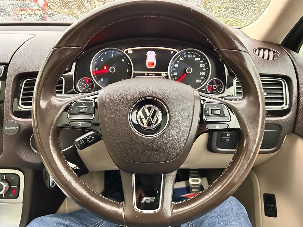 Used Volkswagen Touareg 2015 for sale - 76417598: Photo 37