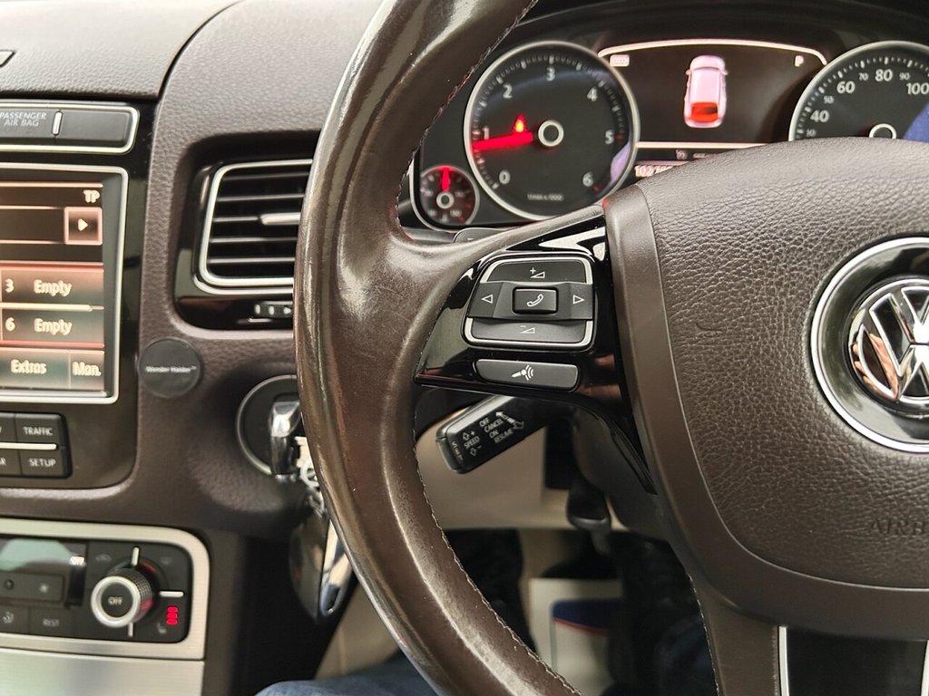 Used Volkswagen Touareg 2015 for sale - 76417598: Photo 38