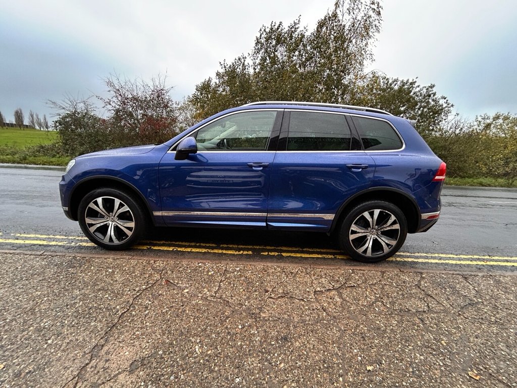 Used Volkswagen Touareg 2015 for sale - 76417598: Photo 9