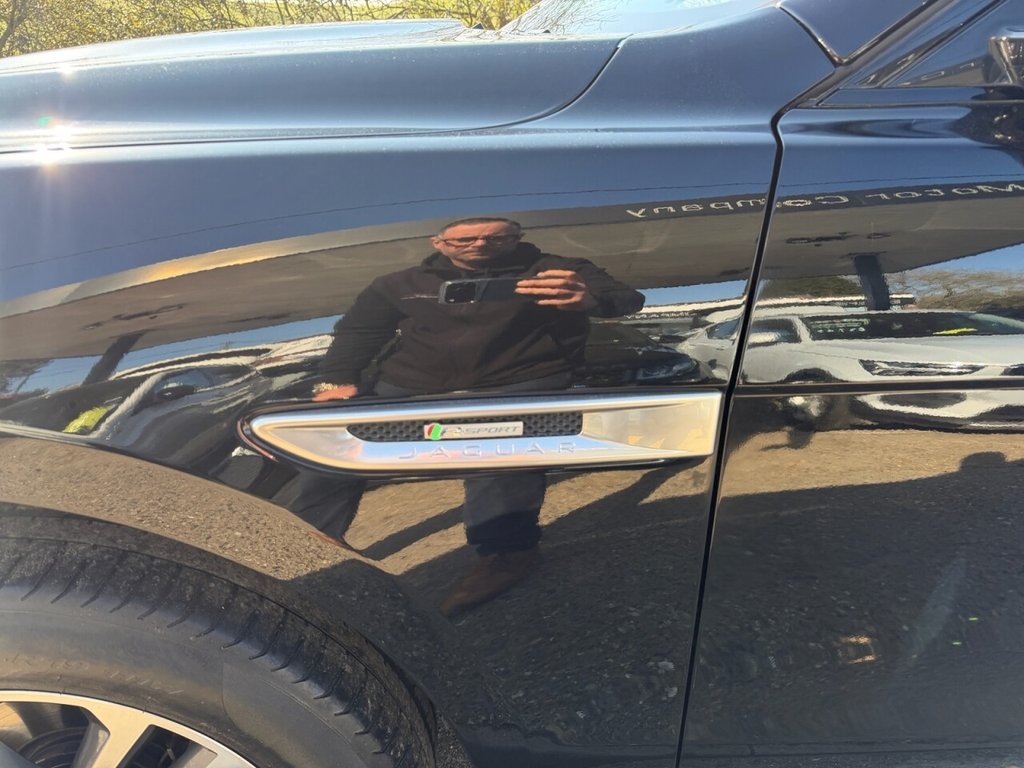 Used Jaguar F-Pace 2019 for sale - 77952863: Photo 11