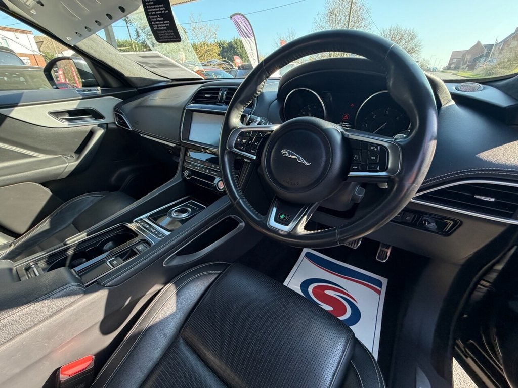 Used Jaguar F-Pace 2019 for sale - 77952863: Photo 31