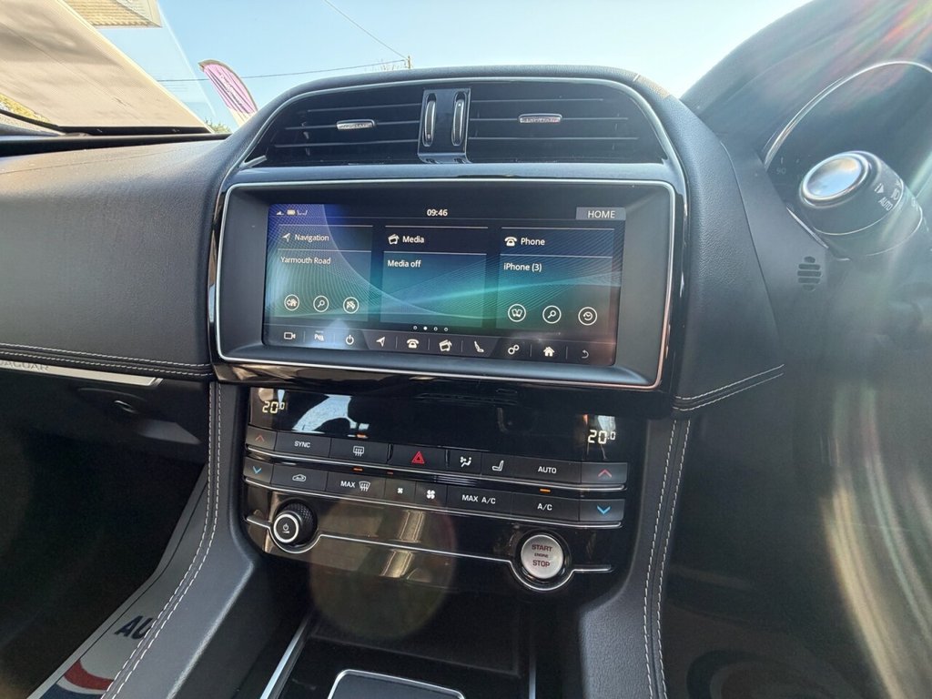 Used Jaguar F-Pace 2019 for sale - 77952863: Photo 37