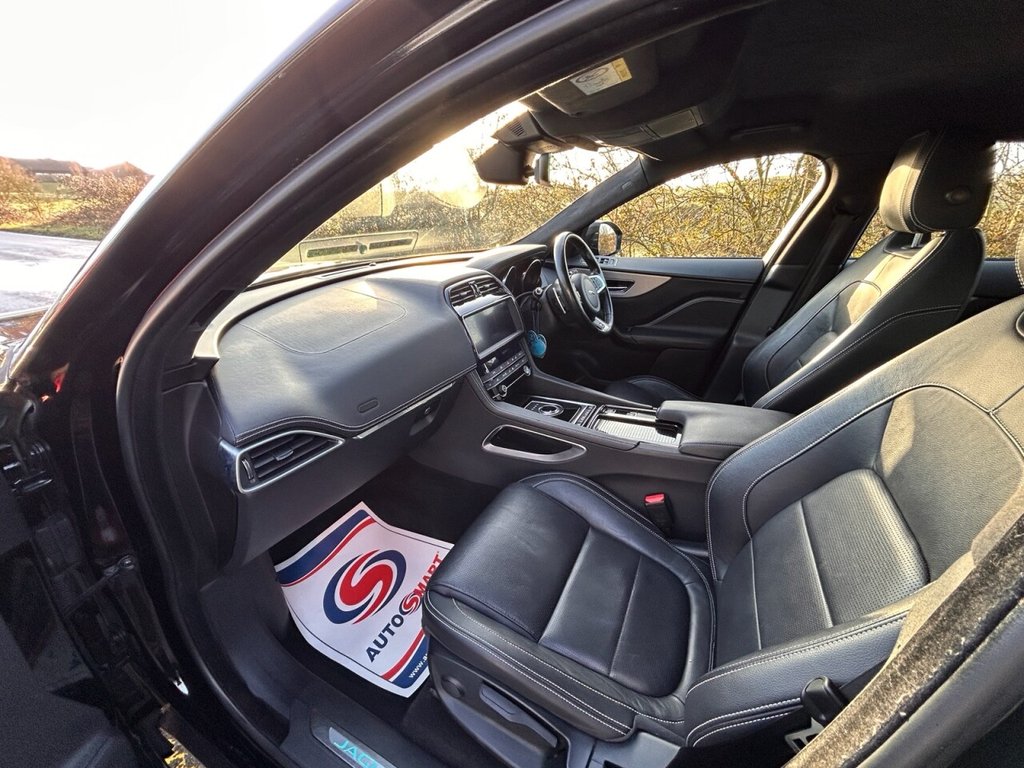 Used Jaguar F-Pace 2019 for sale - 77193400: Photo 12