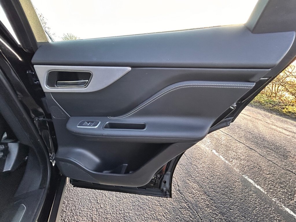 Used Jaguar F-Pace 2019 for sale - 77193400: Photo 21