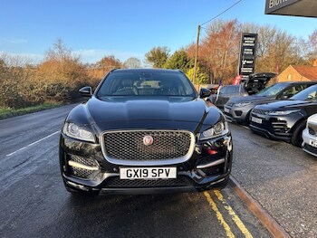 Used Jaguar F-Pace 2019 for sale - 77193400: Photo