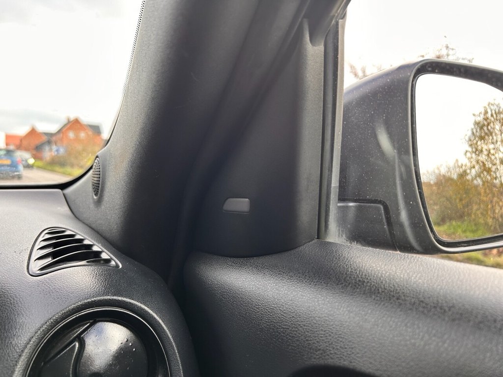 Used Nissan Juke 2017 for sale - 76888570: Photo 30