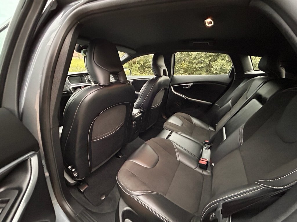 Used Volvo V40 2018 for sale - 76048451: Photo 13