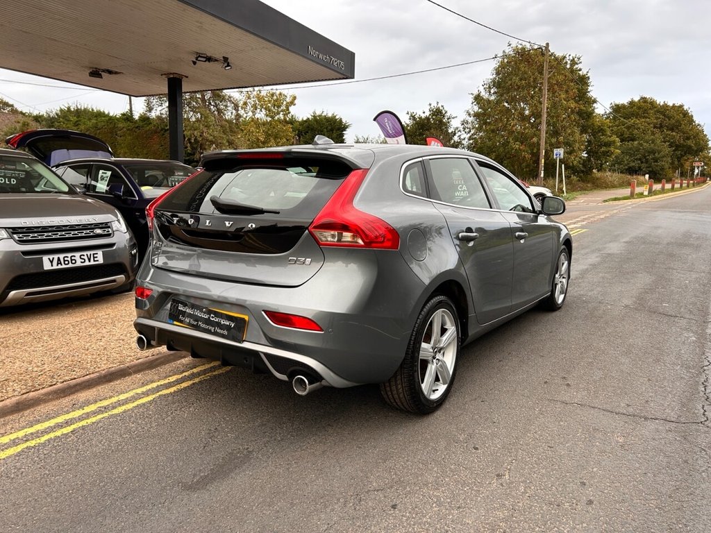 Used Volvo V40 2018 for sale - 76048451: Photo 5