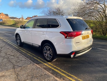 Used Mitsubishi Outlander 2018 for sale - 77050811: Photo