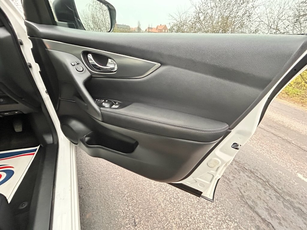 Used Nissan Qashqai 2018 for sale - 77342116: Photo 20