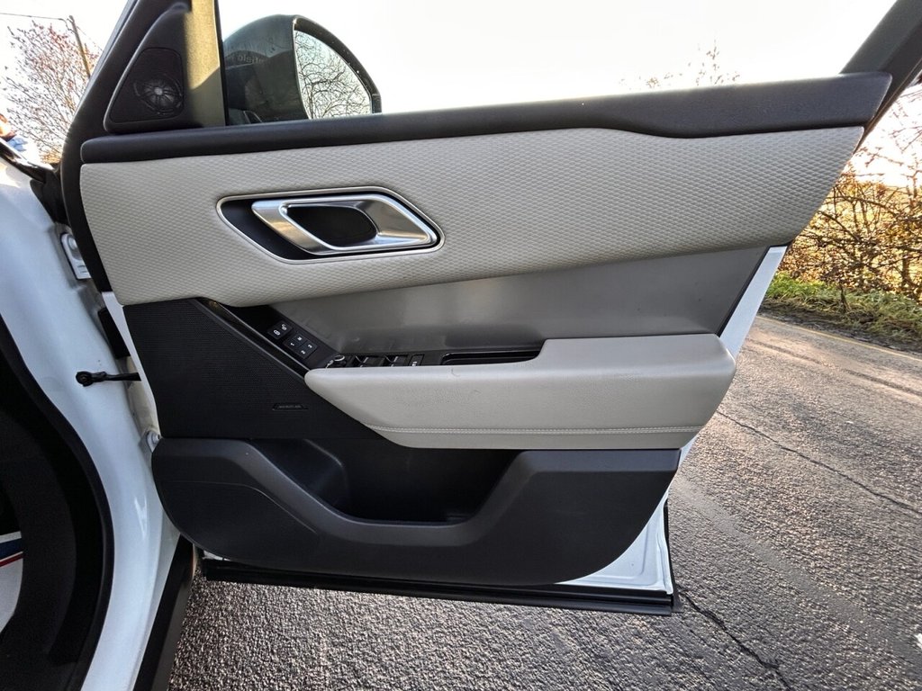 Used Land Rover Range Rover Velar 2018 for sale - 77342137: Photo 28