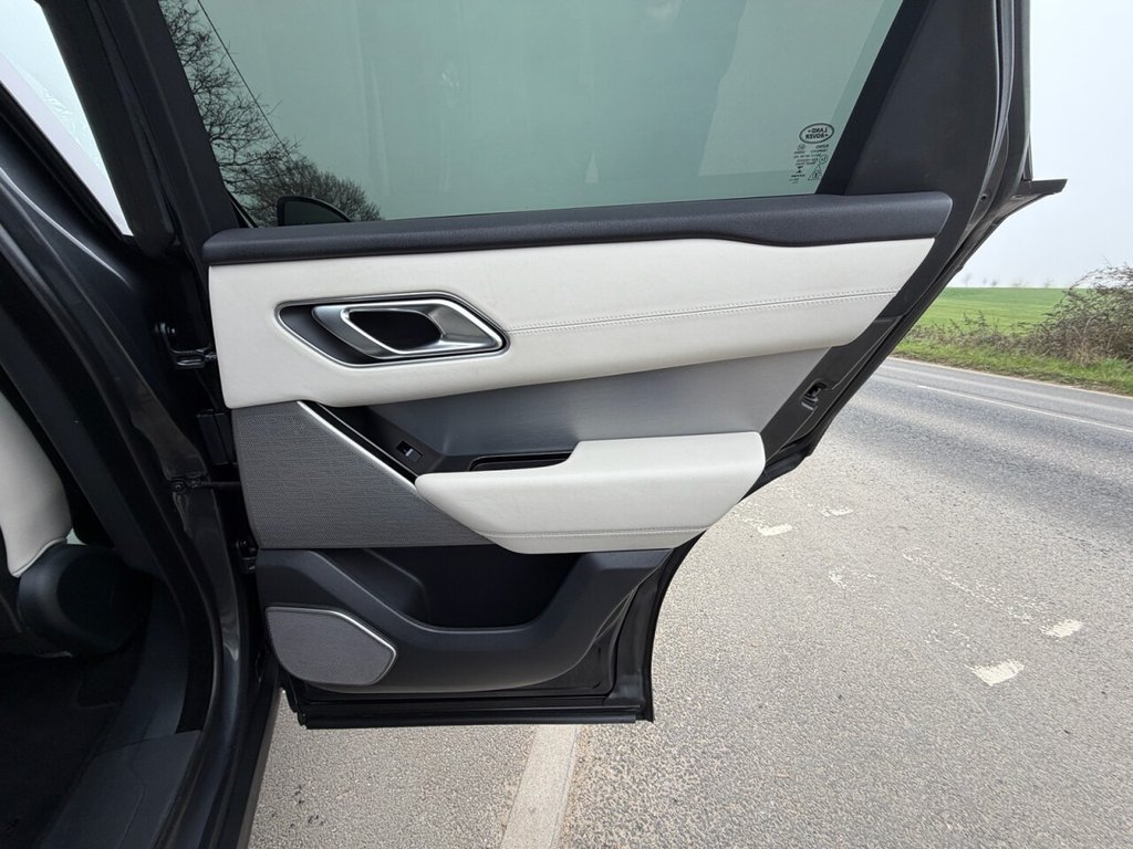 Used Land Rover Range Rover Velar 2018 for sale - 77755343: Photo 14