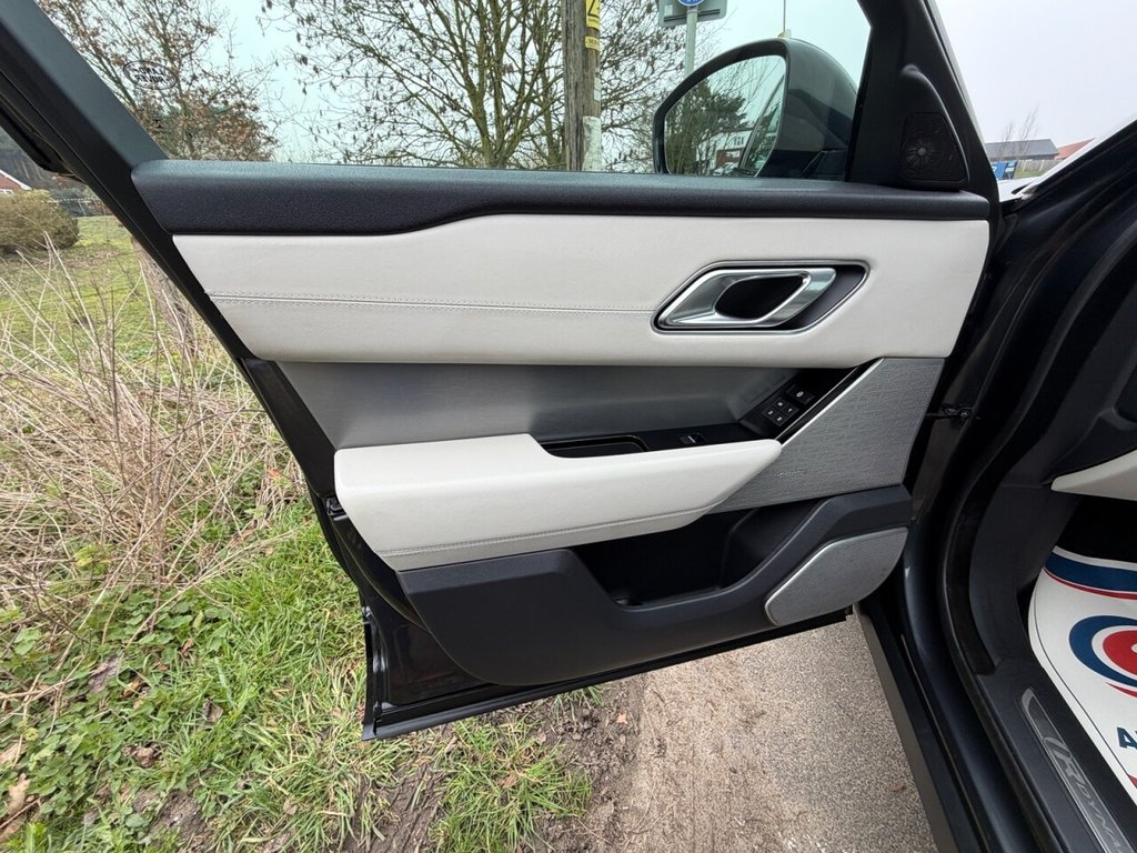 Used Land Rover Range Rover Velar 2018 for sale - 77755343: Photo 22