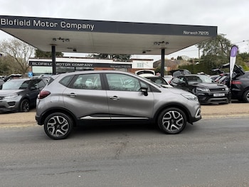 Used Renault Captur 2018 for sale - 77885032: Photo