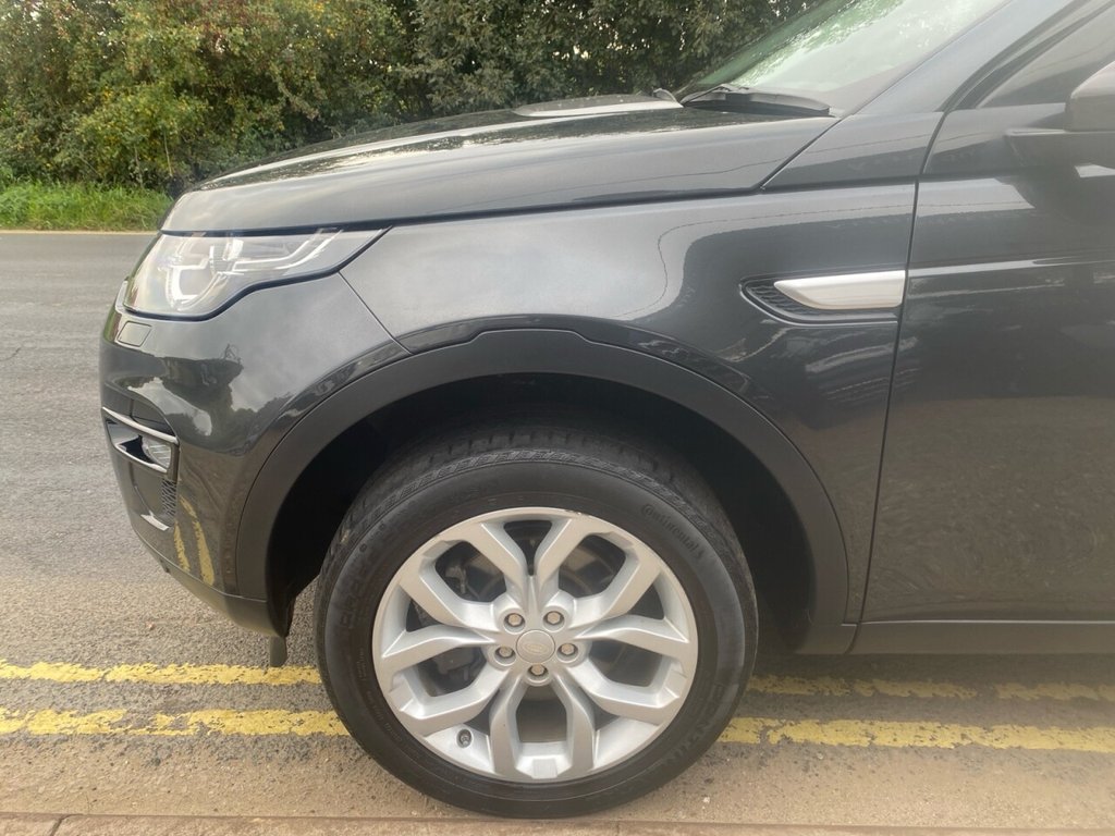 Used Land Rover Discovery Sport 2018 for sale - 76203254: Photo 11