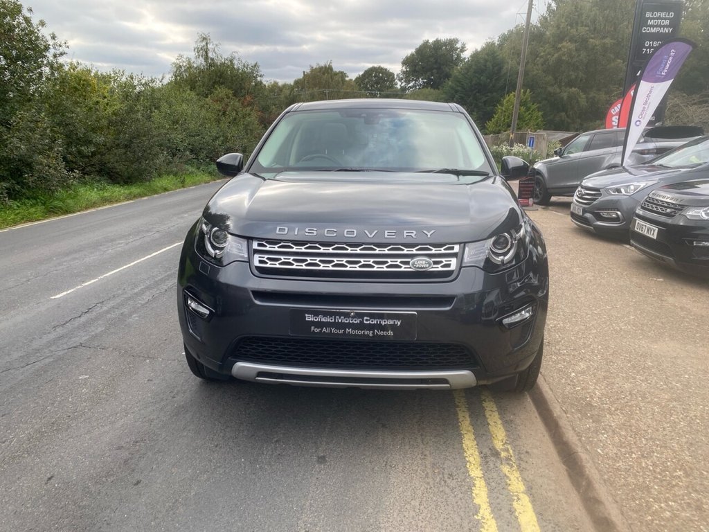 Used Land Rover Discovery Sport 2018 for sale - 76203254: Photo 2
