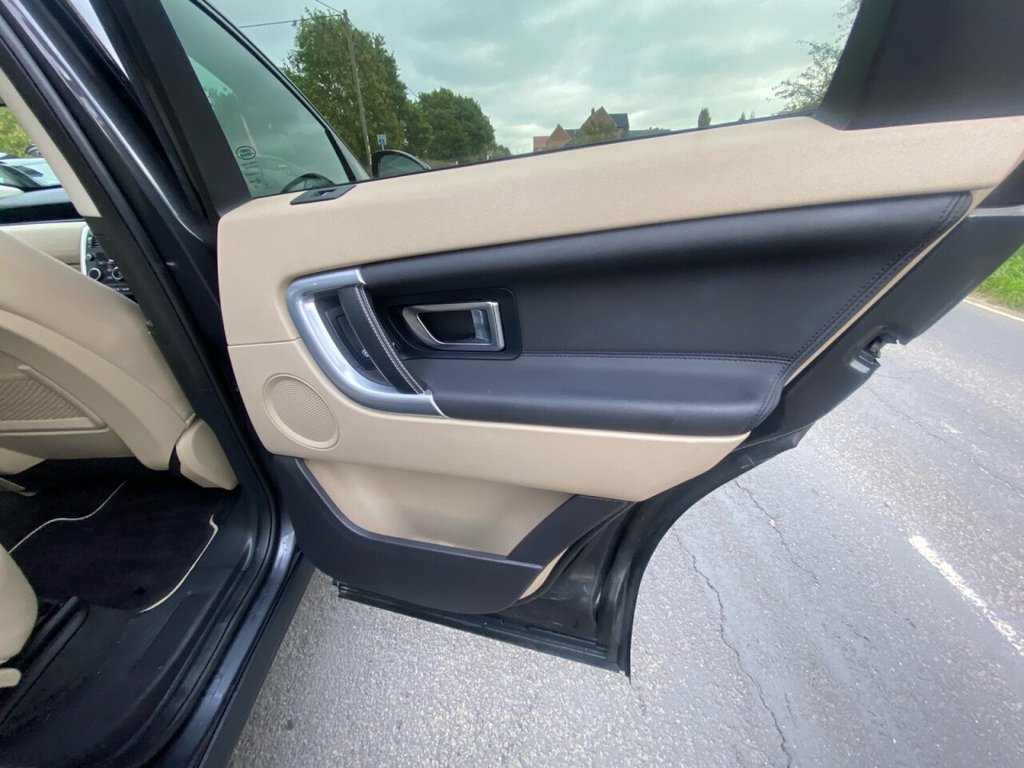 Used Land Rover Discovery Sport 2018 for sale - 76203254: Photo 20