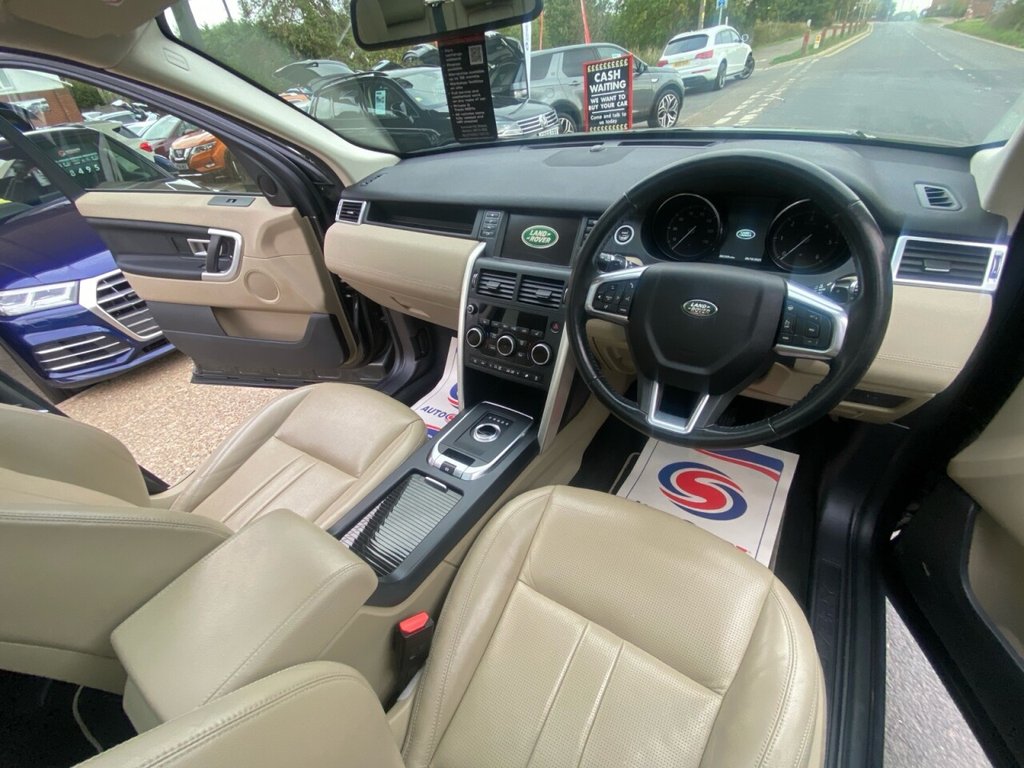 Used Land Rover Discovery Sport 2018 for sale - 76203254: Photo 26