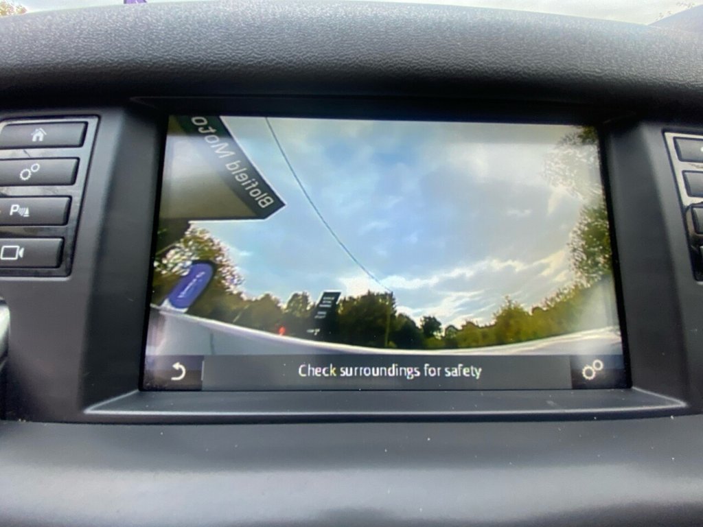 Used Land Rover Discovery Sport 2018 for sale - 76203254: Photo 32