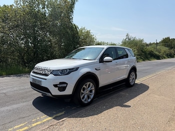 Used Land Rover Discovery Sport 2018 for sale - 78706374: Photo