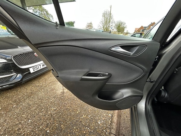 Used Vauxhall Astra 2019 for sale - 73817261: Photo 17