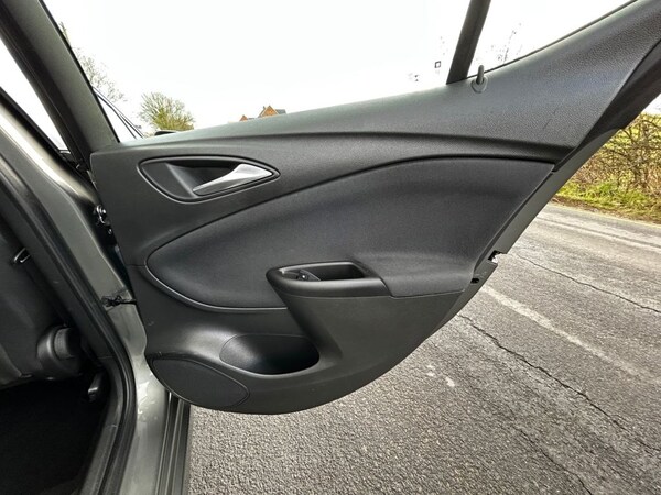 Used Vauxhall Astra 2019 for sale - 73817261: Photo 19