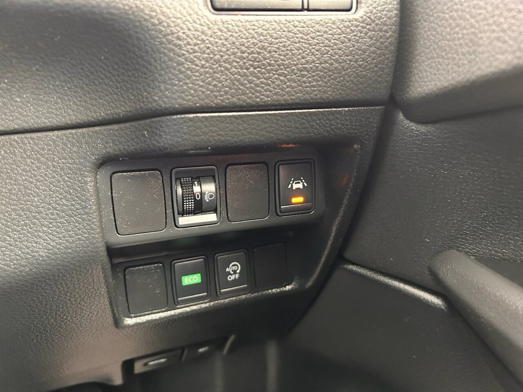 Used Nissan Qashqai 2017 for sale - 76888560: Photo 28