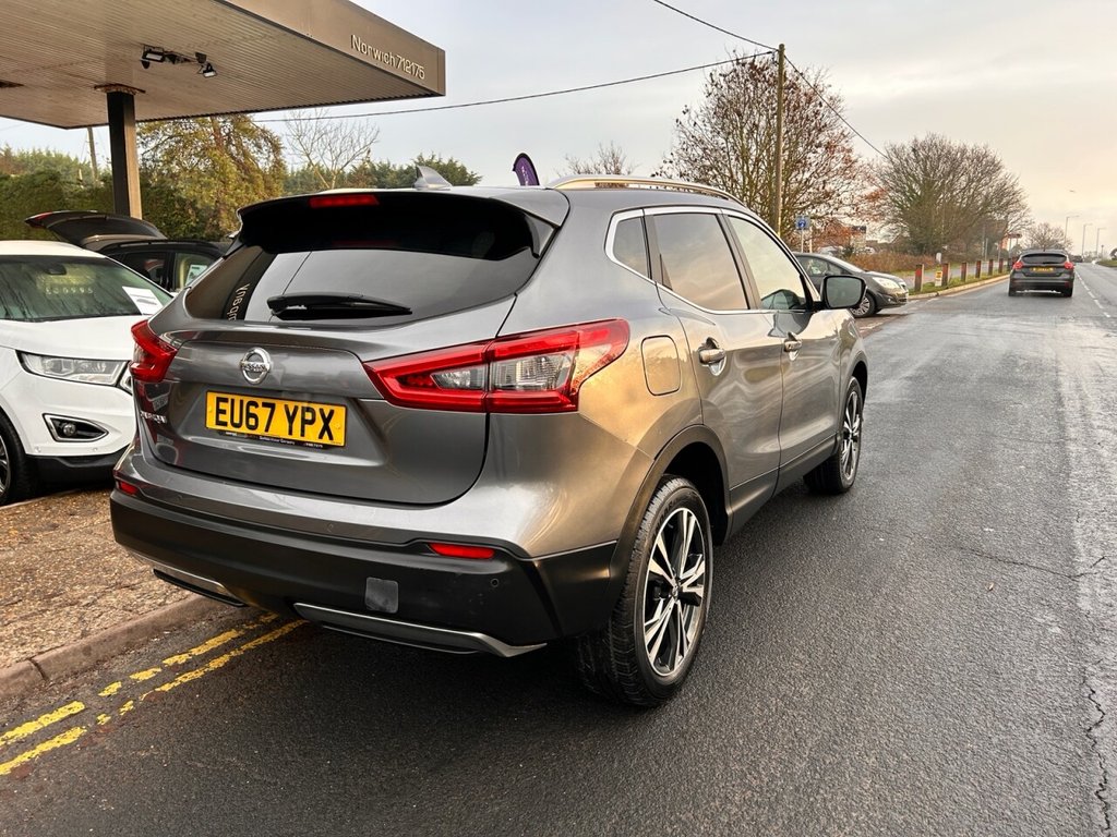 Used Nissan Qashqai 2017 for sale - 76888560: Photo 5