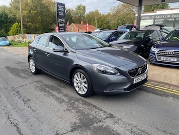 Used Volvo V40 2014 for sale - 76245385: Photo