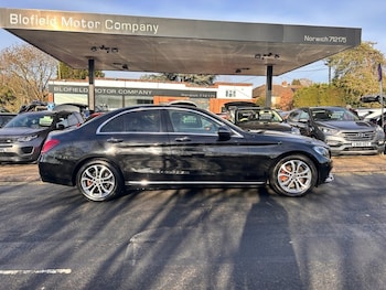 Used Mercedes-Benz C Class 2018 for sale - 77121929: Photo