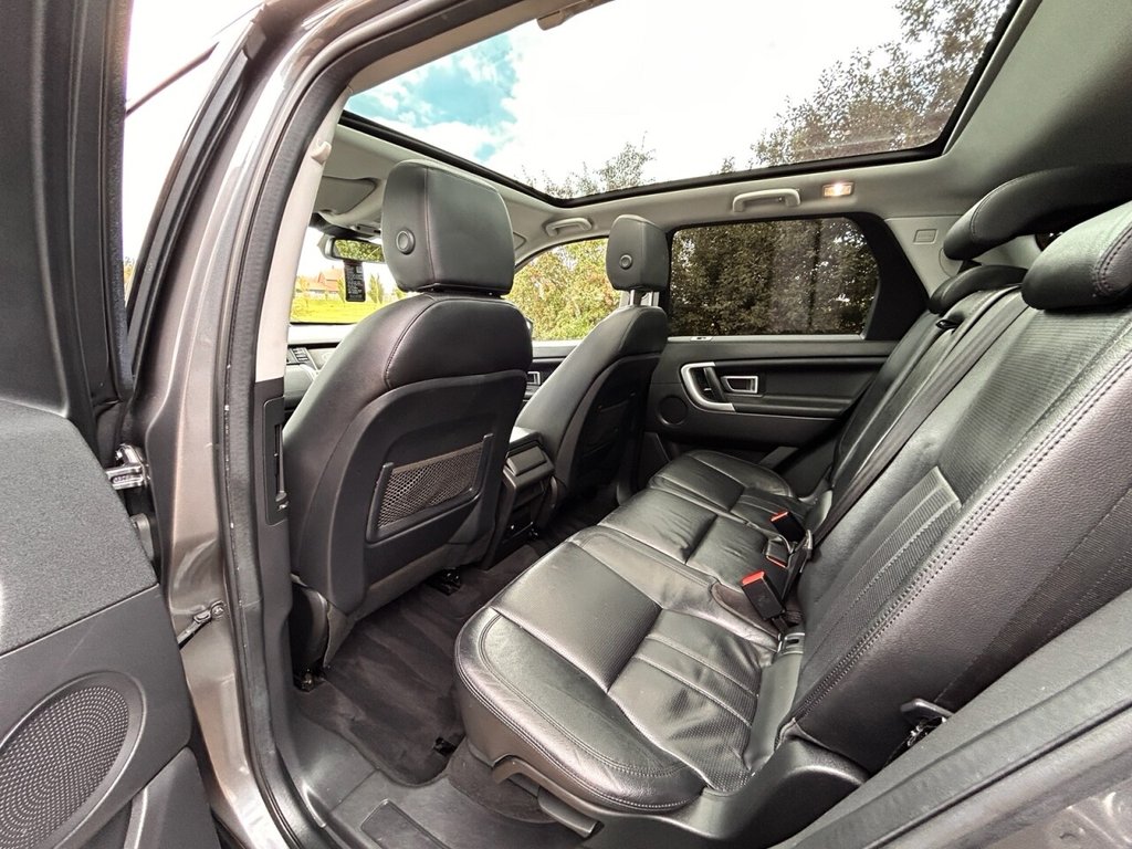 Used Land Rover Discovery Sport 2017 for sale - 76048706: Photo 15
