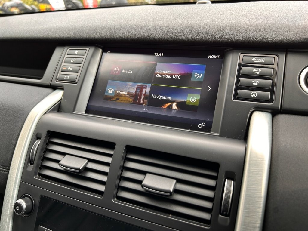 Used Land Rover Discovery Sport 2017 for sale - 76048706: Photo 27