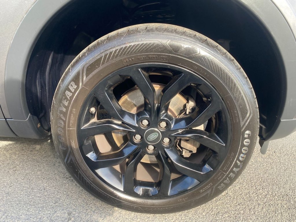 Used Land Rover Discovery Sport 2018 for sale - 76048677: Photo 12