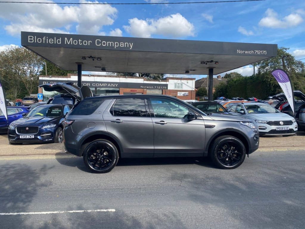 Used Land Rover Discovery Sport 2018 for sale - 76048677: Photo 14