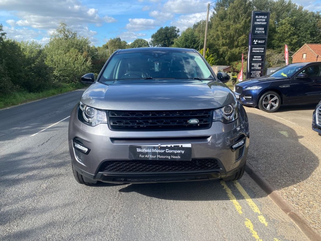 Used Land Rover Discovery Sport 2018 for sale - 76048677: Photo 2