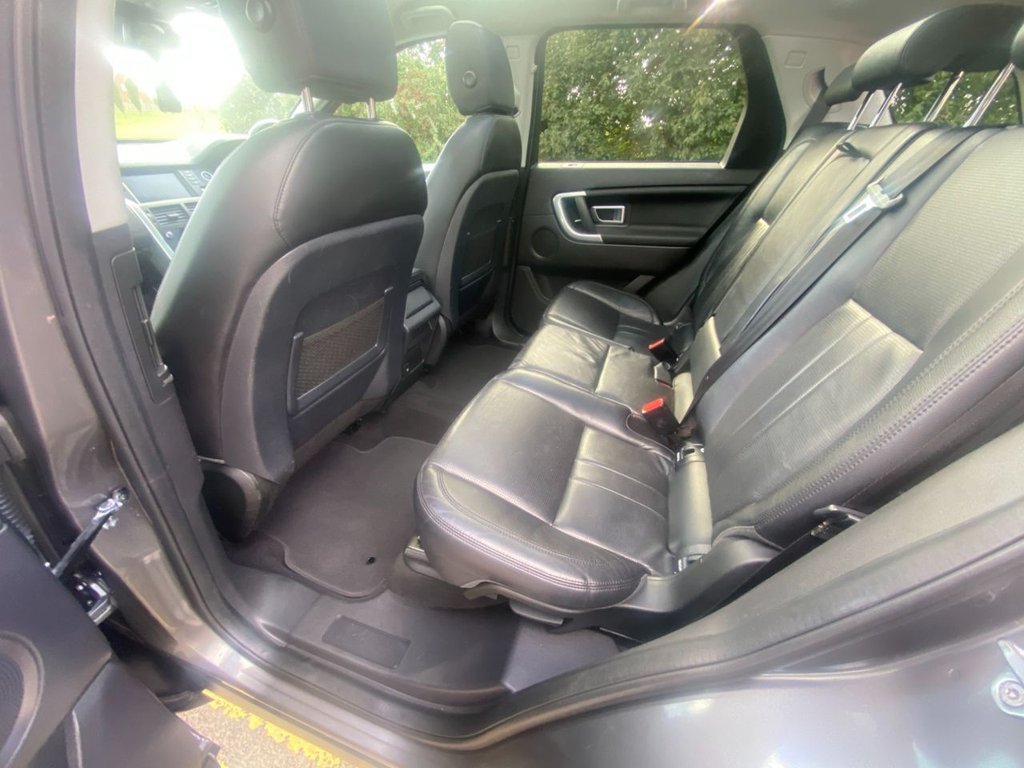 Used Land Rover Discovery Sport 2018 for sale - 76048677: Photo 28