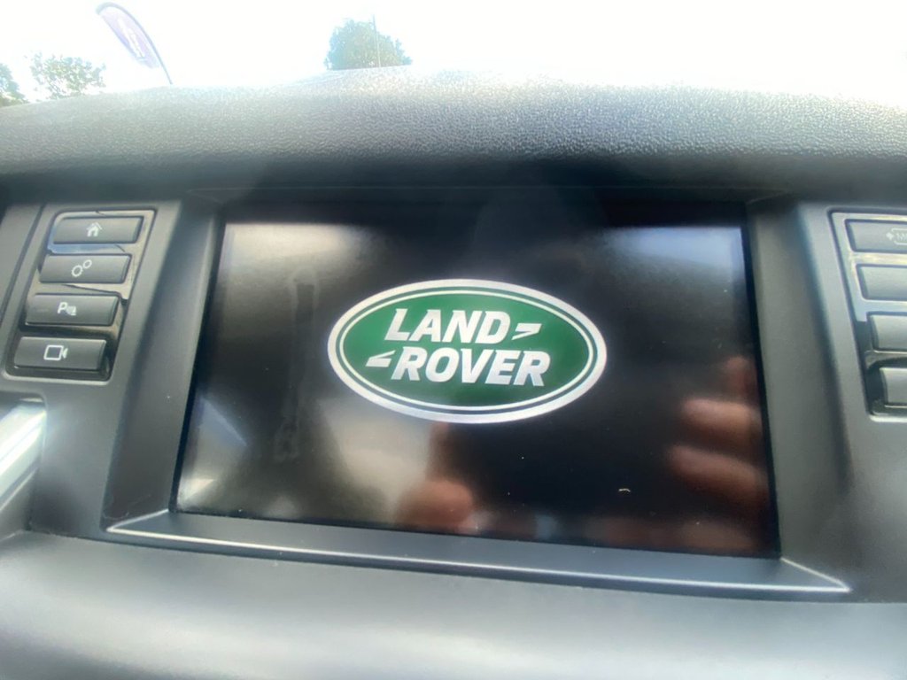 Used Land Rover Discovery Sport 2018 for sale - 76048677: Photo 44