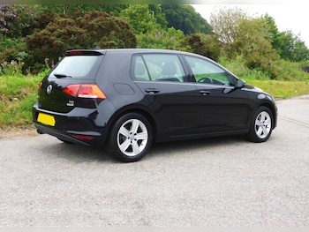 Used Volkswagen Golf 2017 for sale - 75421718: Photo