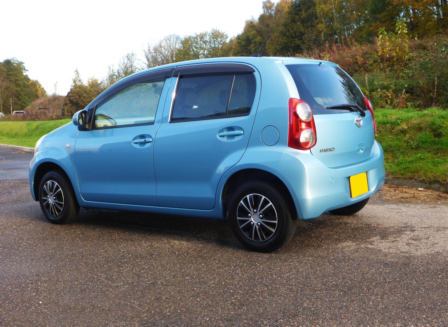 Used Toyota Passo 2023 for sale - 76565177: Photo 2