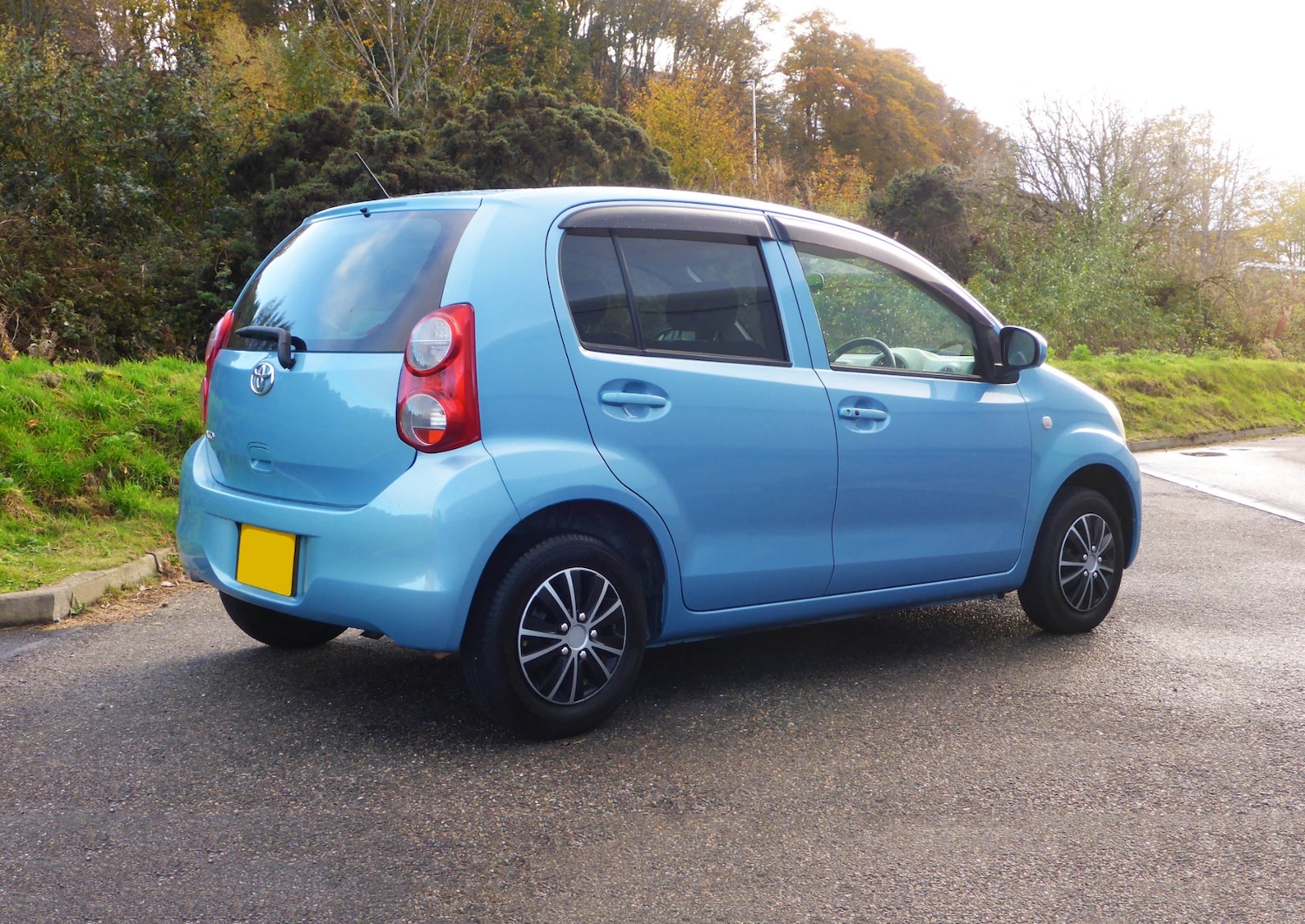 Used Toyota Passo 2023 for sale - 76565177: Photo 3