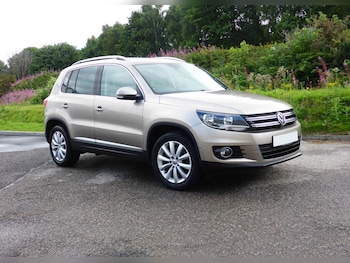 Volkswagen - Tiguan