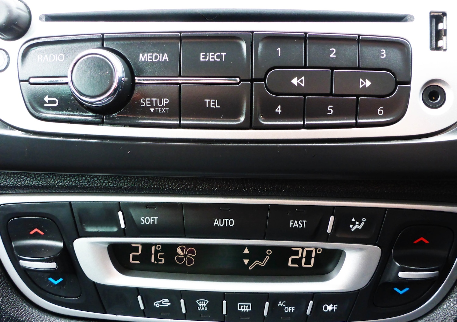 Used Renault Grand Scenic 2014 for sale - 76853885: Photo 8