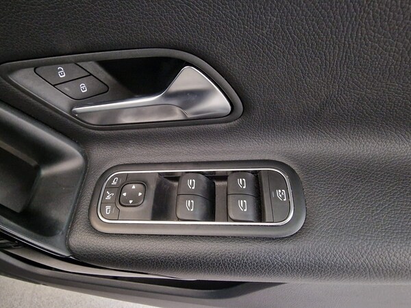 Used Mercedes-Benz A-Class 2018 for sale - 76206741: Photo 38
