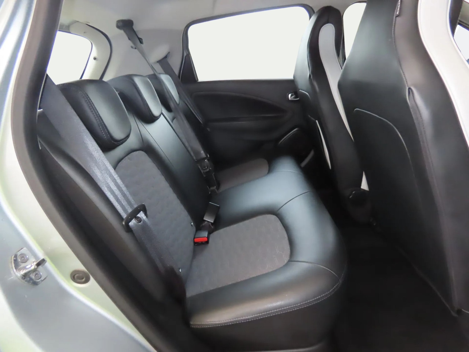 Used Renault Zoe 2022 for sale - 76594387: Photo 8